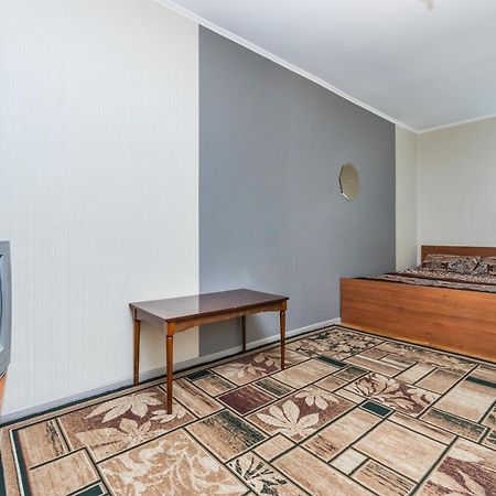 1К.Квартира В Центре Печерска.Лабораторный Пер.26 Kiev Exterior foto